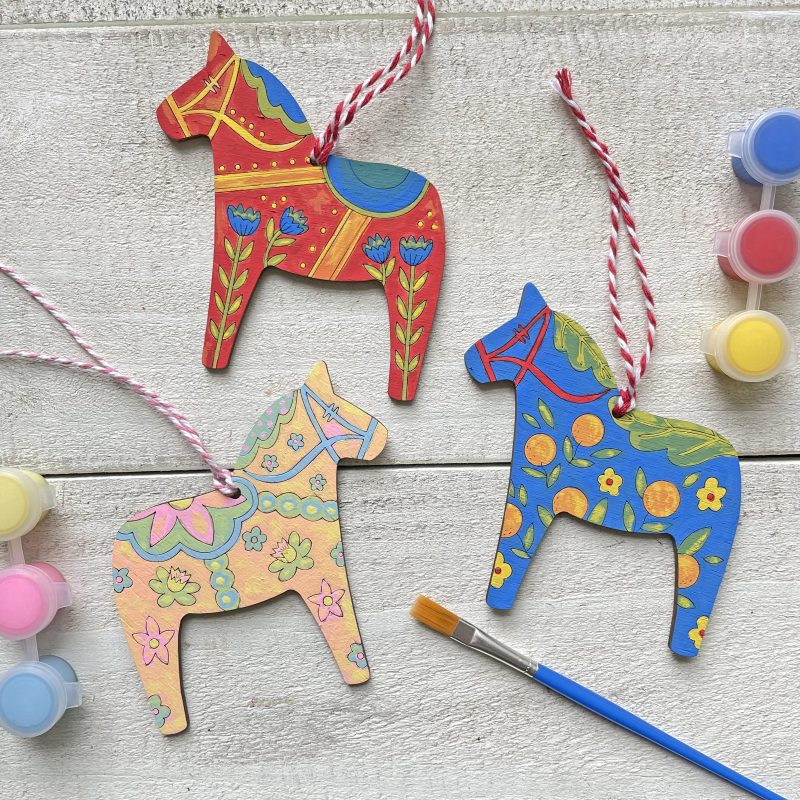 Dala sale horse set