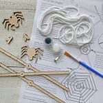 Glowing Spiderweb Halloween craft kit