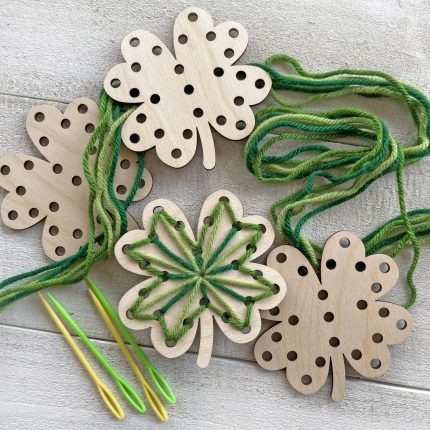Yarn Clover Craft