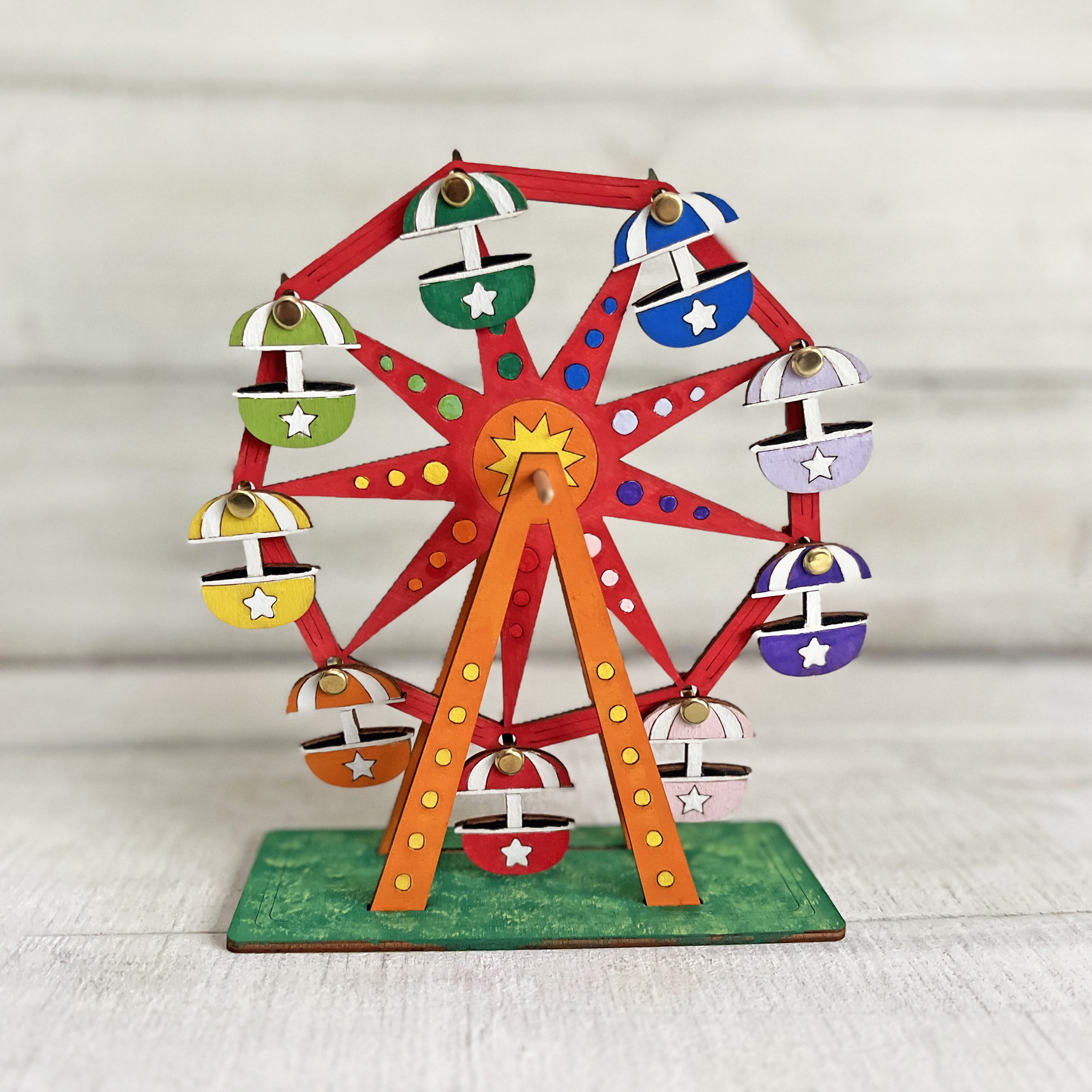 Ferris Wheel 2 Spinning 3D Ferris Wheel - Craft Kit - Image 1